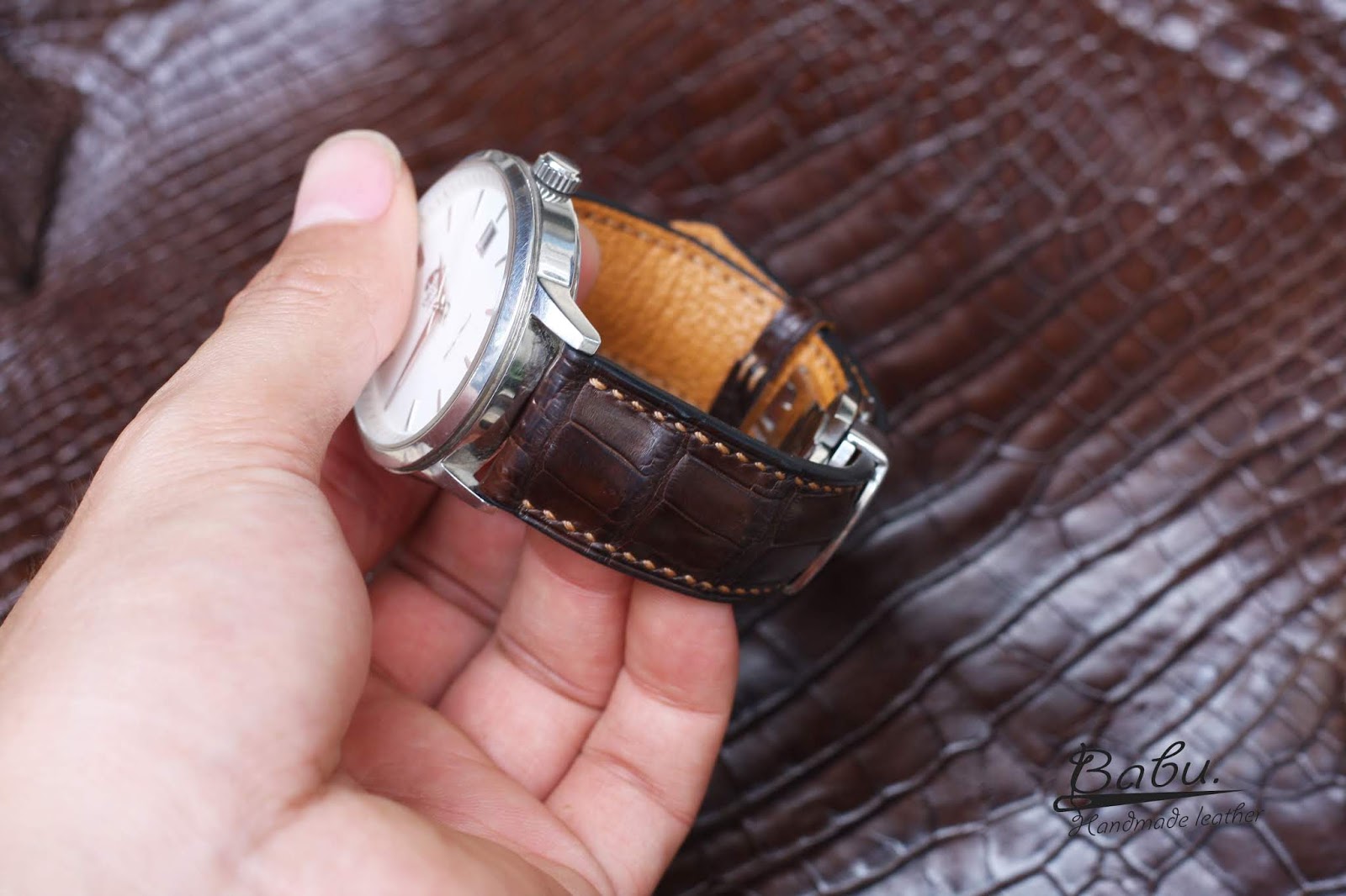 watch band store