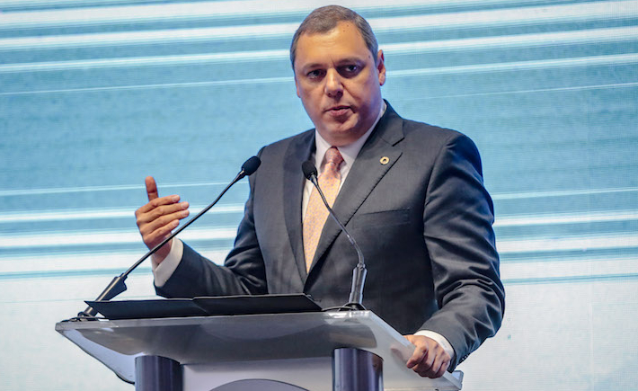 Eliminar la corrupción es insuficiente para que el país crezca 4%, como lo presume el presidente Andrés Manuel López Obrador, afirmó este lunes el líder de la Cámara Nacional de la Industria de Transformación (Canacintra), Enoch Castellanos Férez. (Foto: Cortesía)