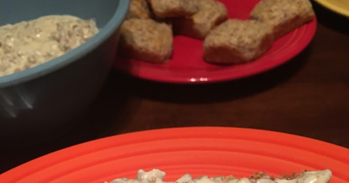 3-sisters-losing-it-biscuits-and-gravy-yes-they-are-low-carb