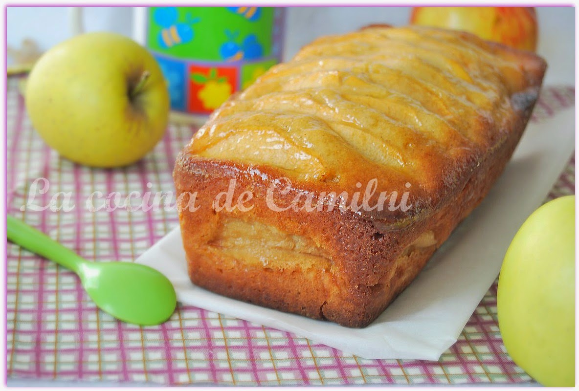 Bizcocho de manzana y queso batido (La cocina de Camilni) Bizcocho de manzana y queso batido (La cocina de Camilni)