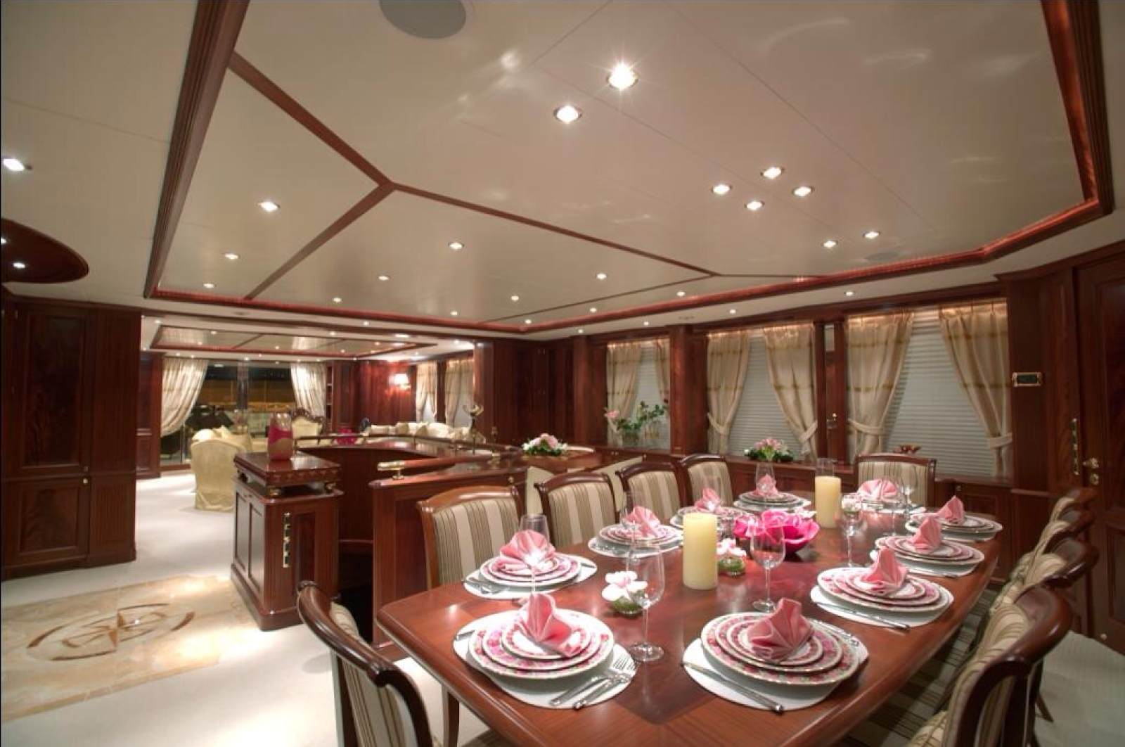 Puerto Vallarta yates Yate de 120 pies para un máximo de 40 personas