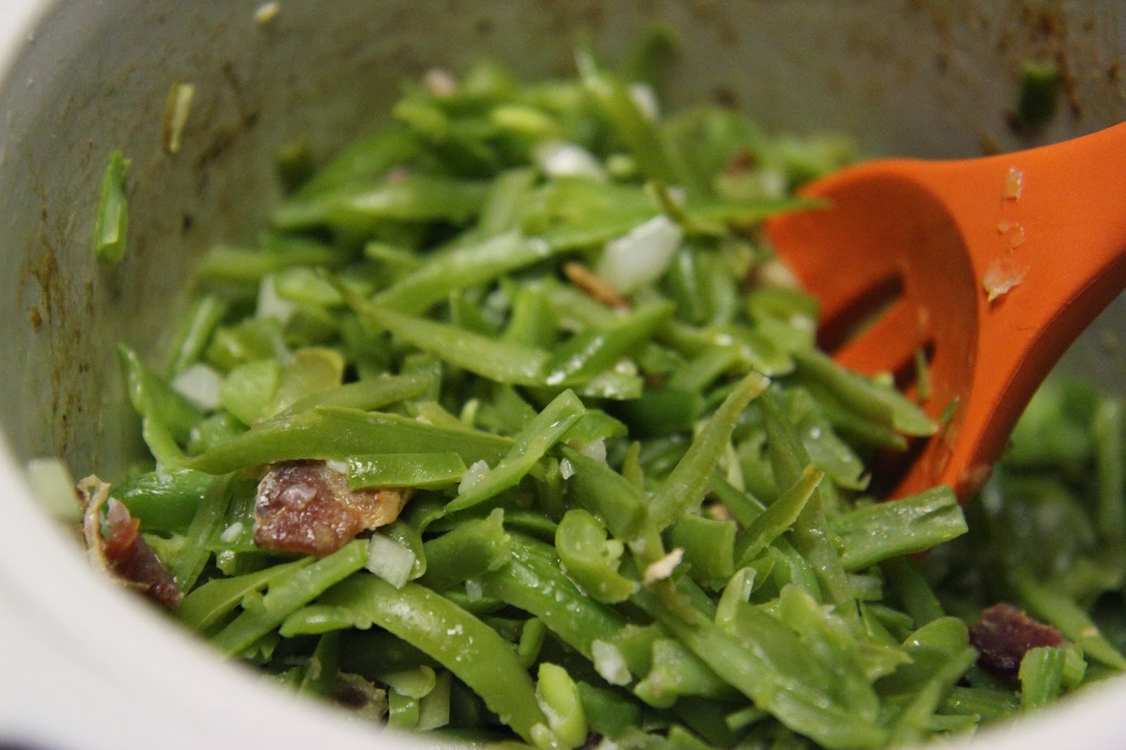 Crockpot Green Beans - Recipes From A Pantry