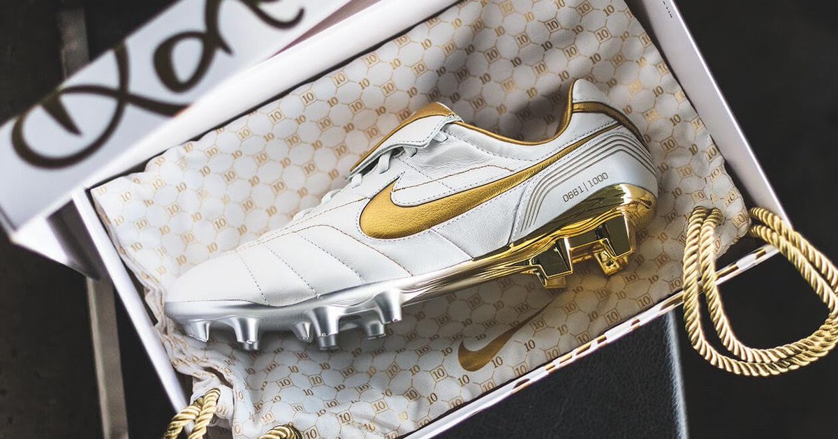 White / Nike Legend Ronaldinho Boots Released Footy Headlines