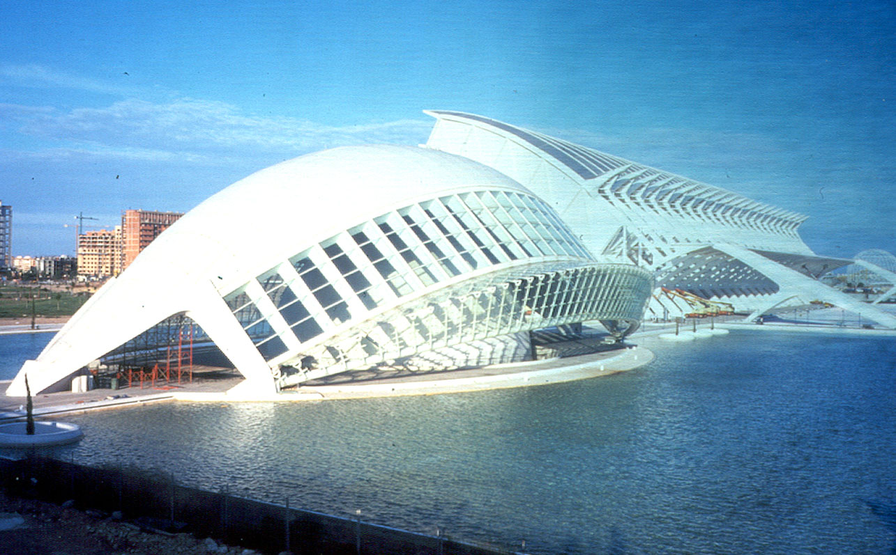Turismo en la Ciudad de las Artes y las Ciencias