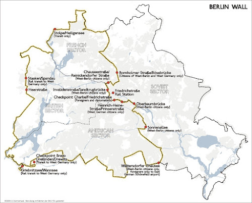 Position and course of the Berlin Wall and its border control checkpoints (1989).