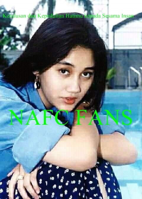 Biografi Nike Ardilla Lukisan