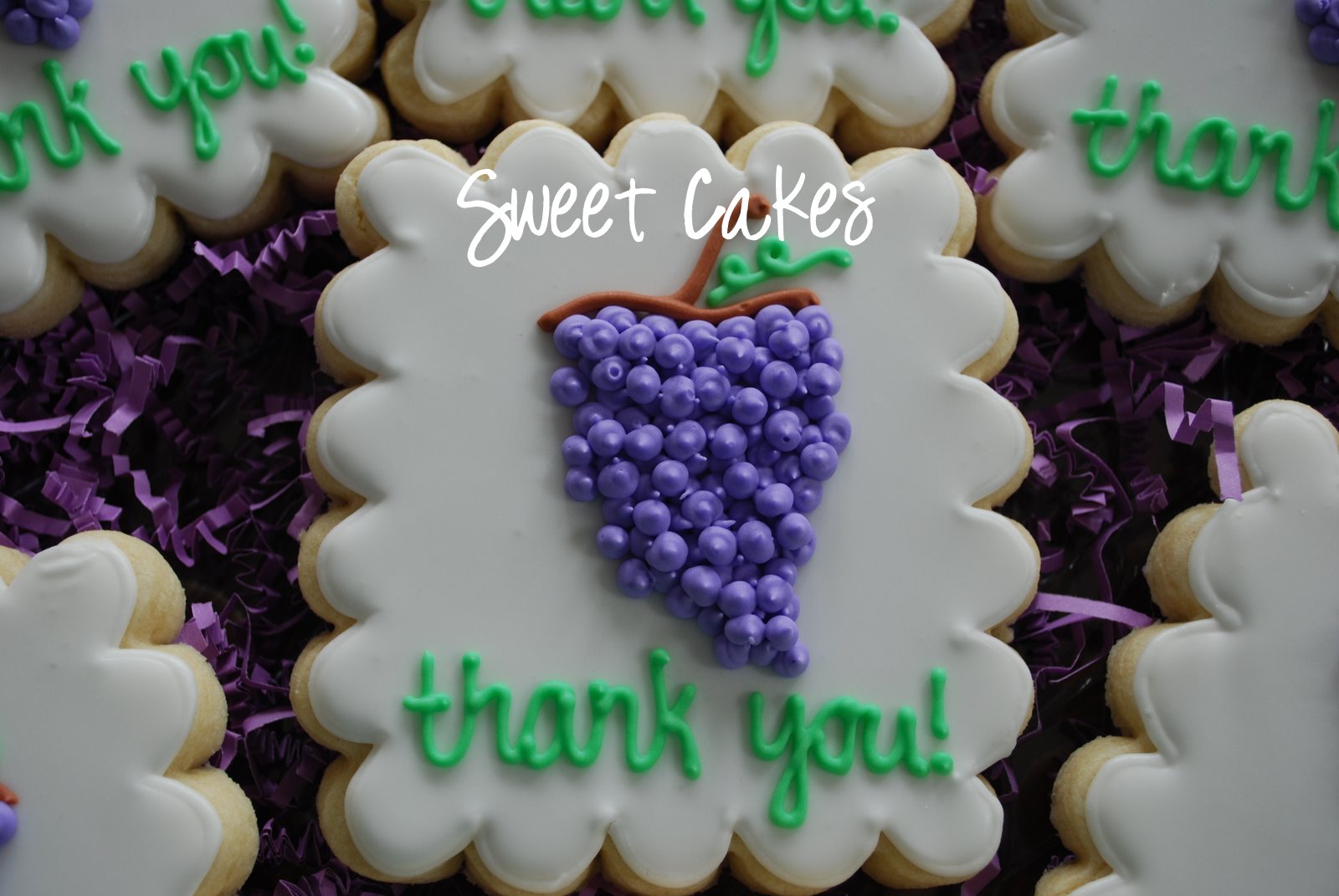 Sweet Cakes: Grape Cookies
