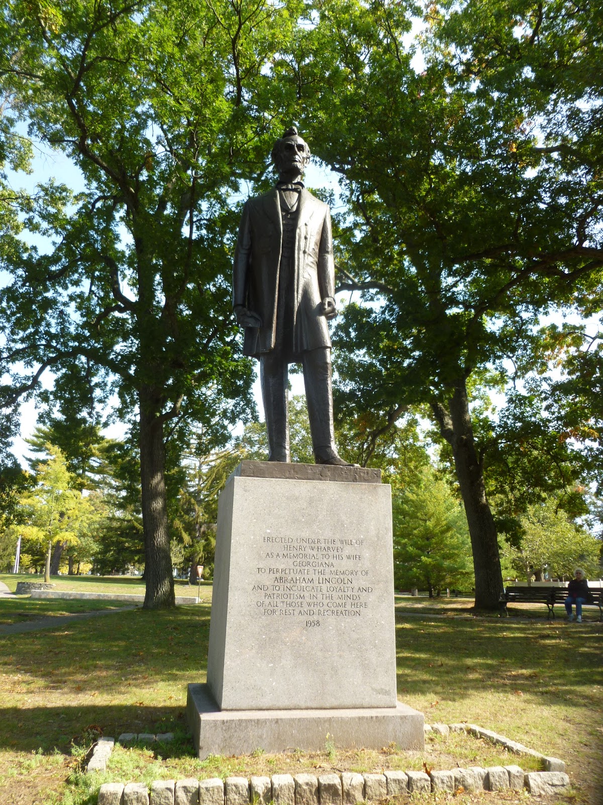 Photo-ops: Statues of Historic Figure: Abraham Lincoln - Providence, RI