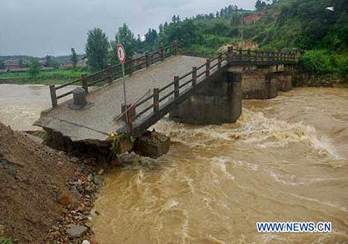 china_rainstorm_flood_damage_natural_calamities