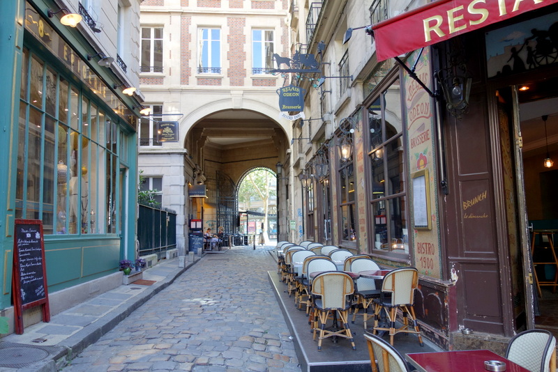 Paris Cour du Commerce SaintAndré, Moyenâge, Siècle des Lumières, Révolution et Belle Epoque