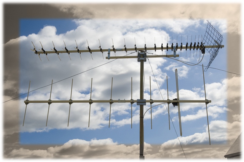 How Transmission and Receiving Antennas works World