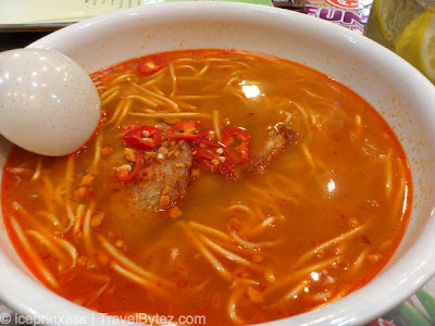 Hot and Spicy Noodles with Pork Chop