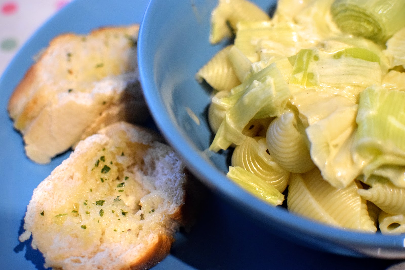 Coconut and Leek "Carbonara Style" Vegan Pasta Sauce, a Quick and Easy