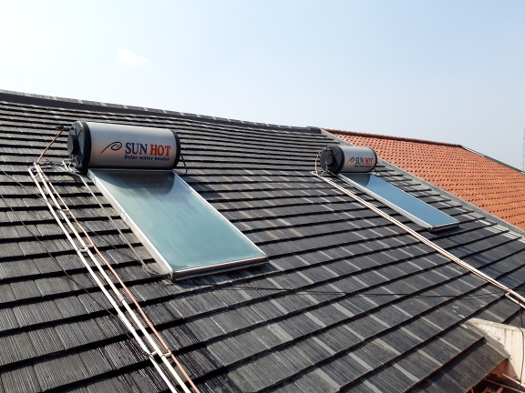 jual dan pasang water heater tenaga surya merk sun hot