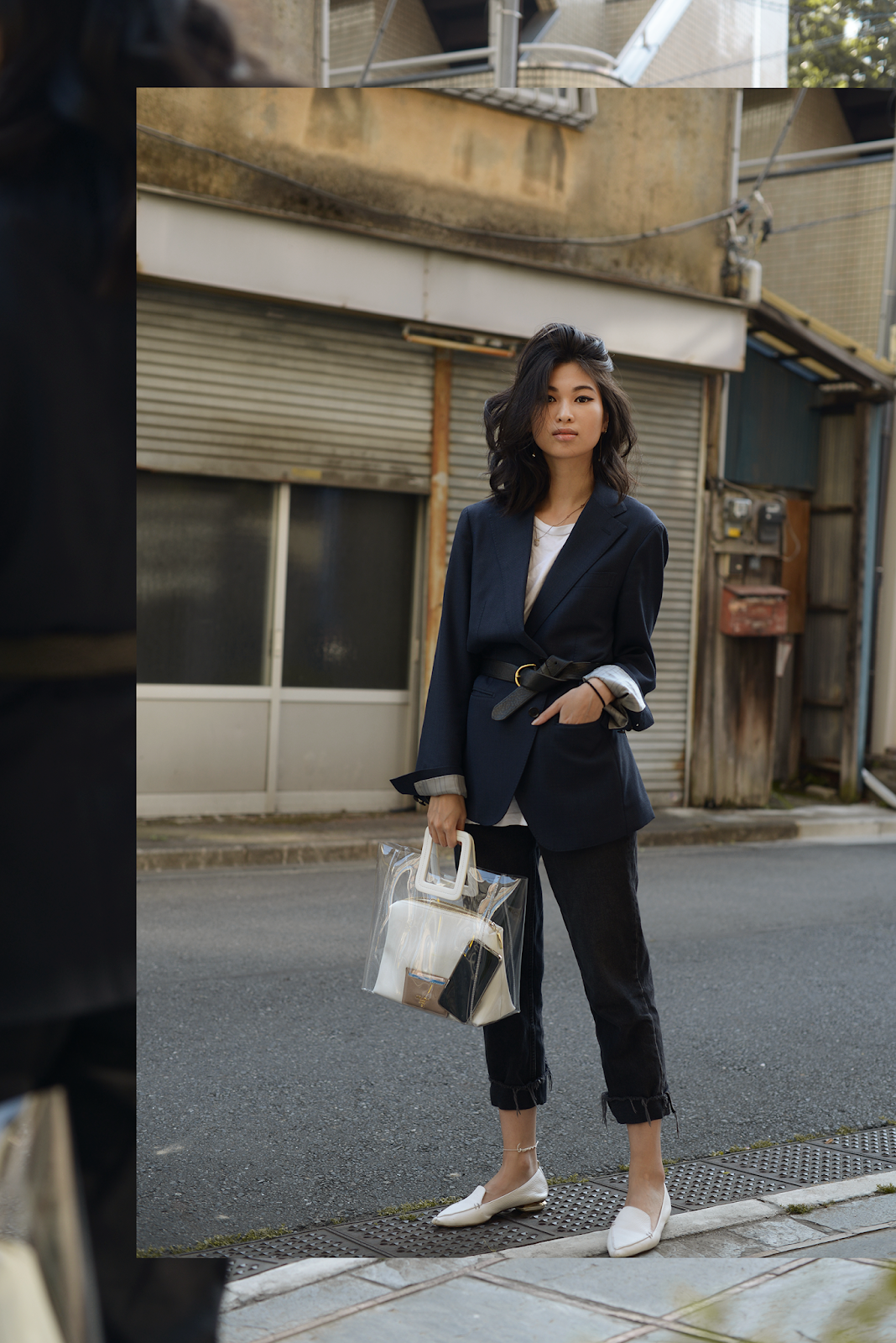 In A Tokyo Salaryman's Suit Jacket - How To Style A Blazer, Oversized Blazer, Boyfriend Blazer, Spring Style, Tokyo Streetstyle, Tokyo based fashion blogger, New York personal style blogger / FOREVERVANNY.com