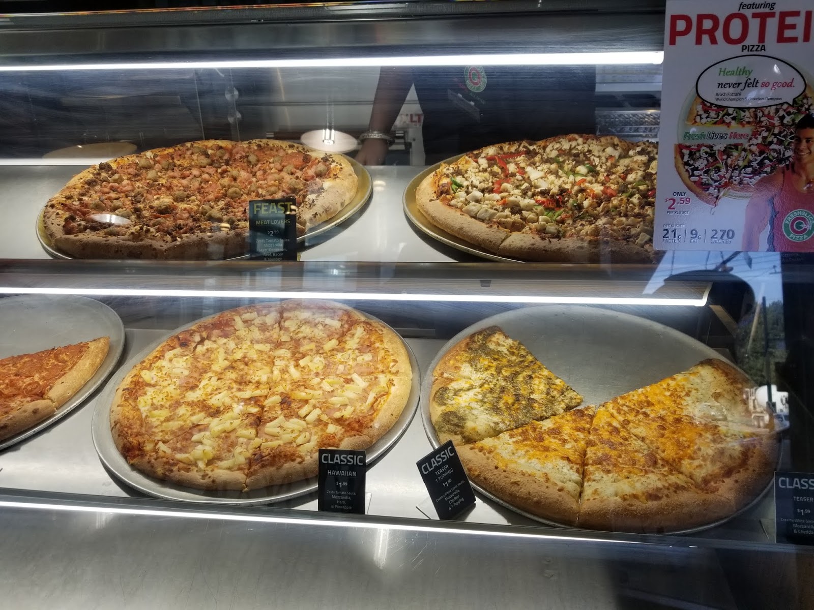 Freshslice Pizza Vancouver, Canada chichicho