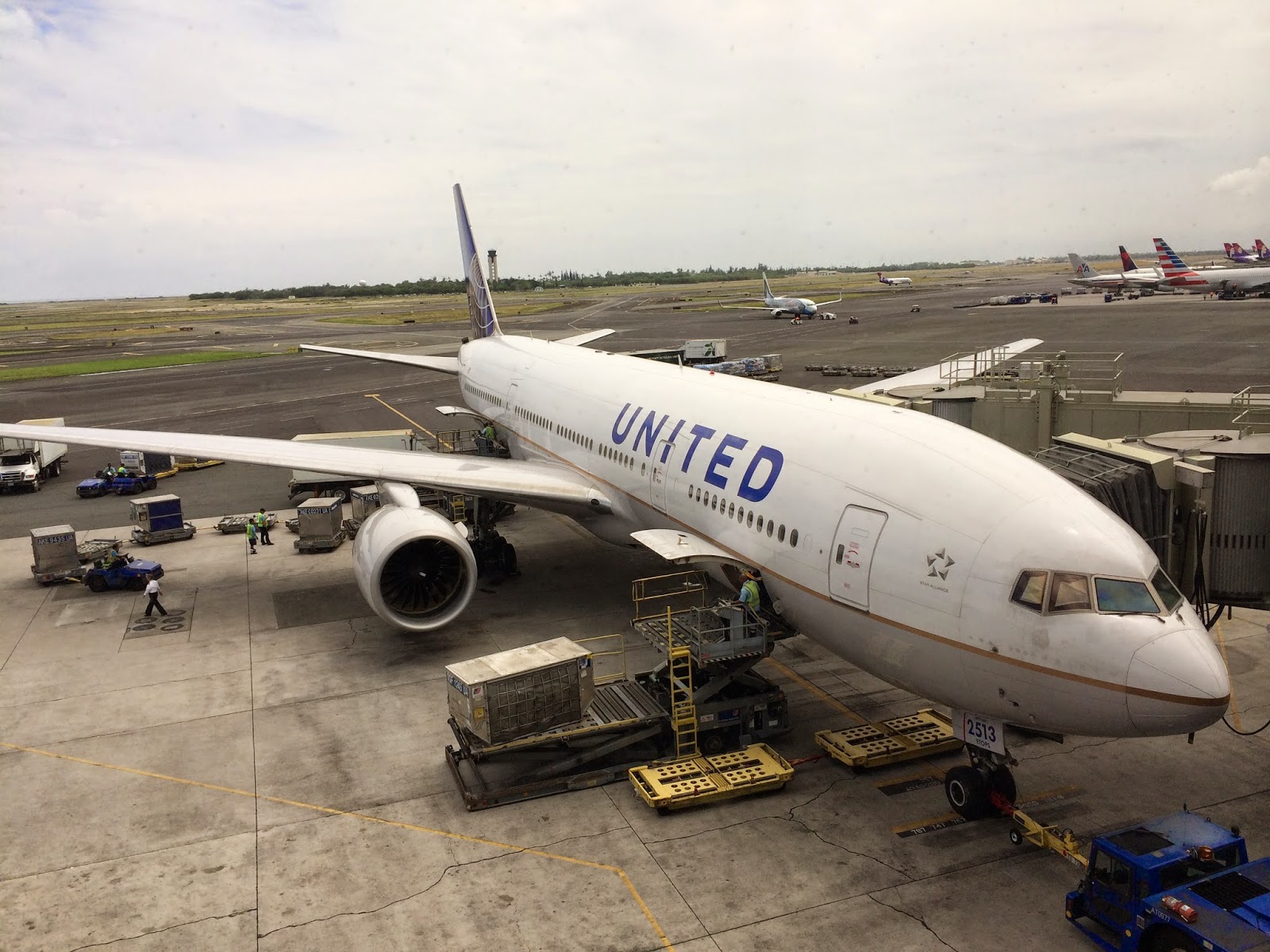 GREAT EATS HAWAII UNITED B777 HAWAII TO GUAM