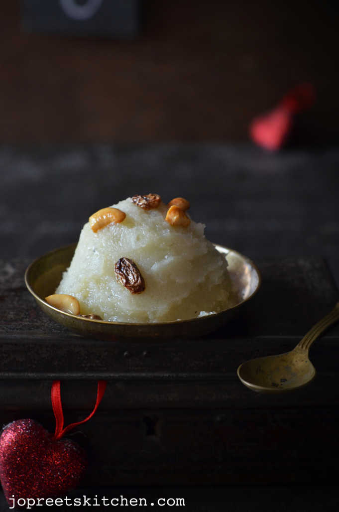 Sweet Potato Pudding / Shakarkand Halwa / Sakkaravalli Kizhangu Halwa