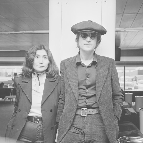 Meet the Beatles for Real: Mrs & Mr Lennon