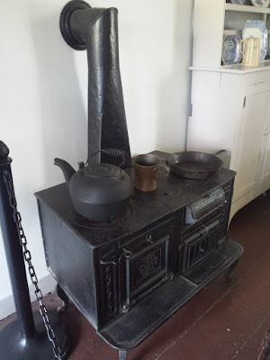edgar-allan-poe-cottage
