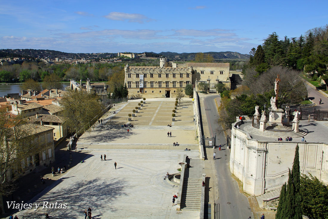 Place du palais, Avignon