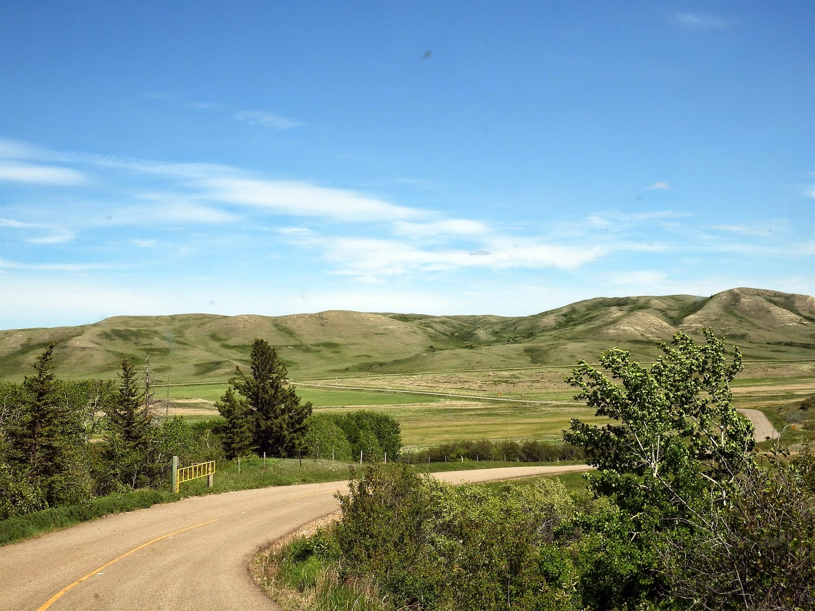Wheelstogogo Travel Tales. Rural scenes from Saskatchewan
