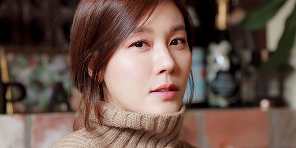Kim Ha Neul Kim Ha Neul melahirkan anak pertamanya dalam keadaan sehat walafiat.