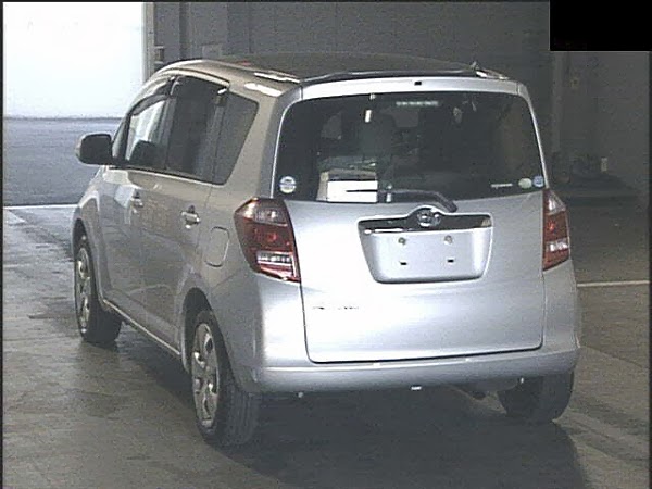 Подлокотник toyota ractis