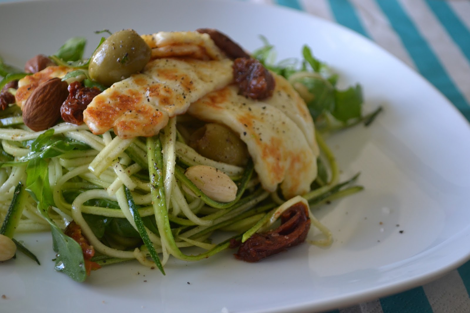 Mijn kookavonturen Spaghetti van courgette met gegrilde halloumi