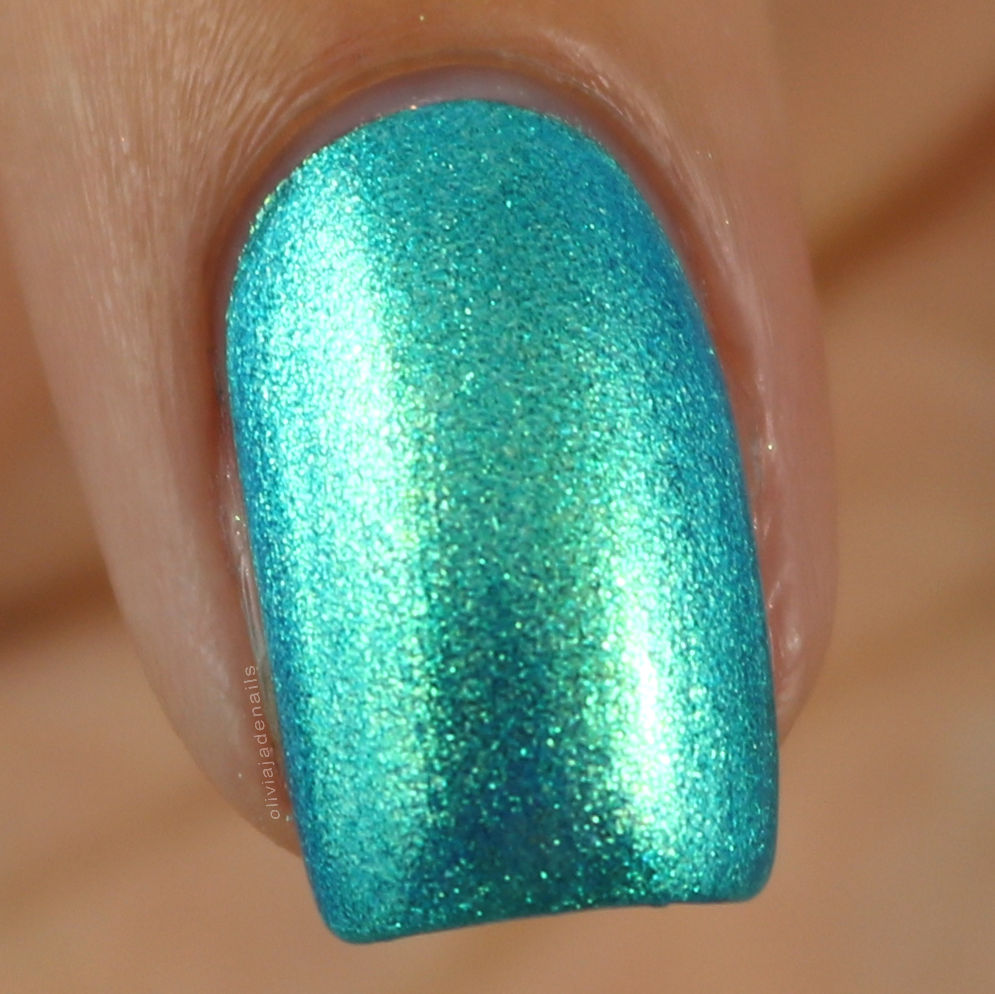 Emily de Molly Water Balance swatched by Olivia Jade Nails