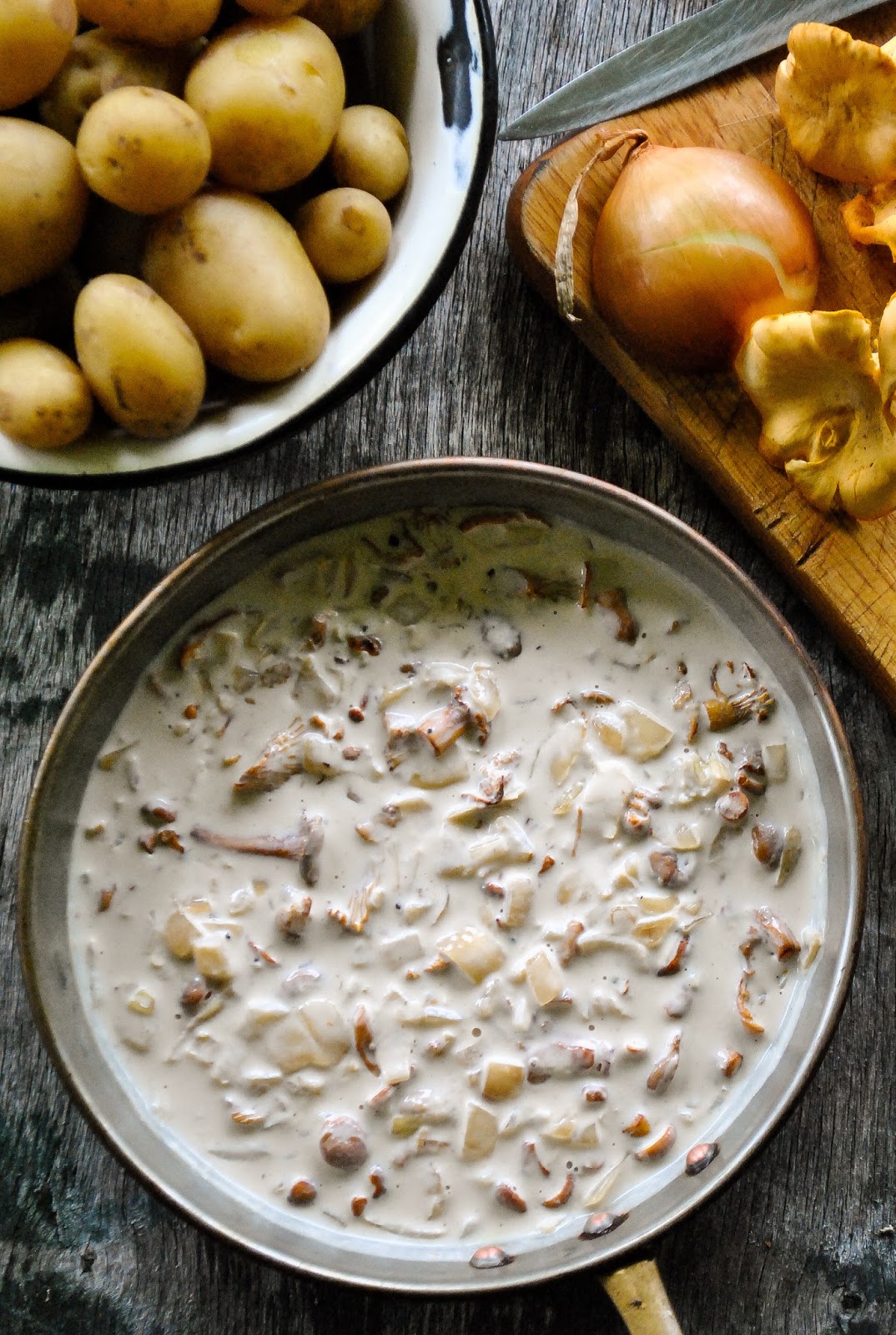 Easy creamy chanterelle sauce (gluten free) VeganSandra