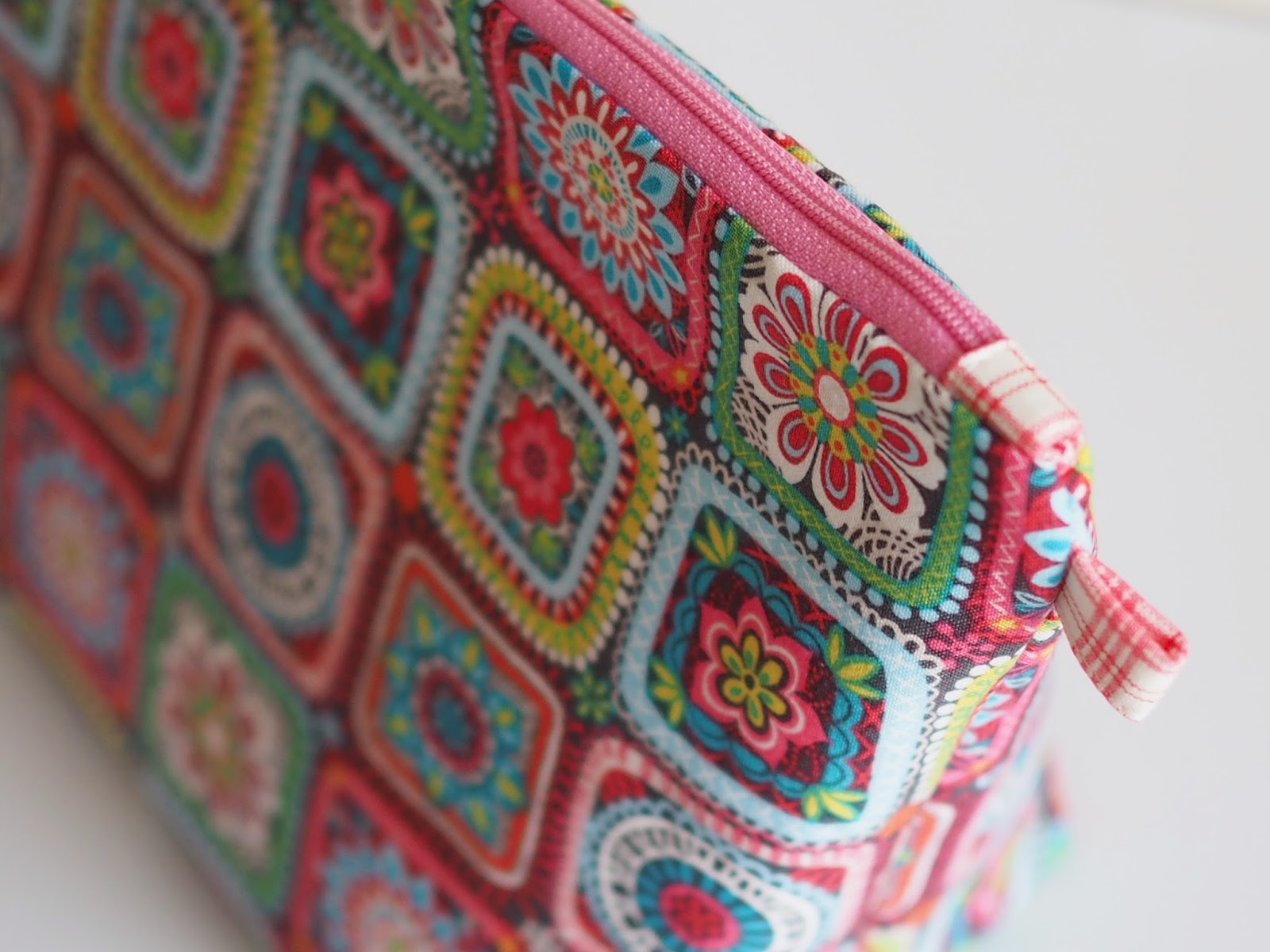 Betsy Makes ....: Project Bag Tutorial