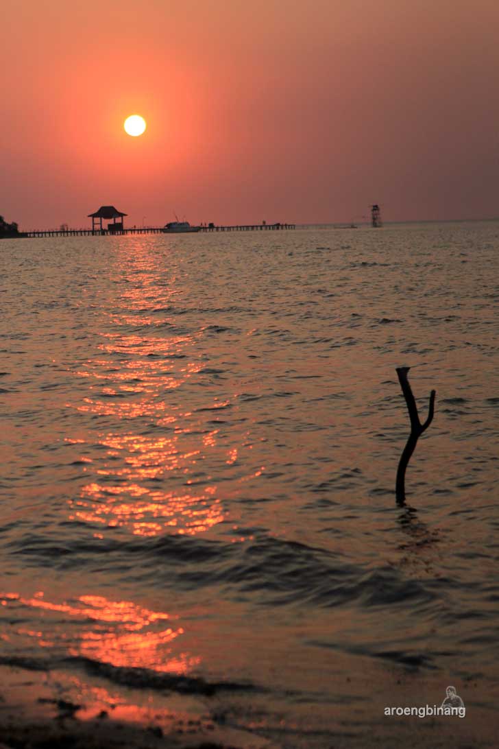 pantai teluk awur jepara