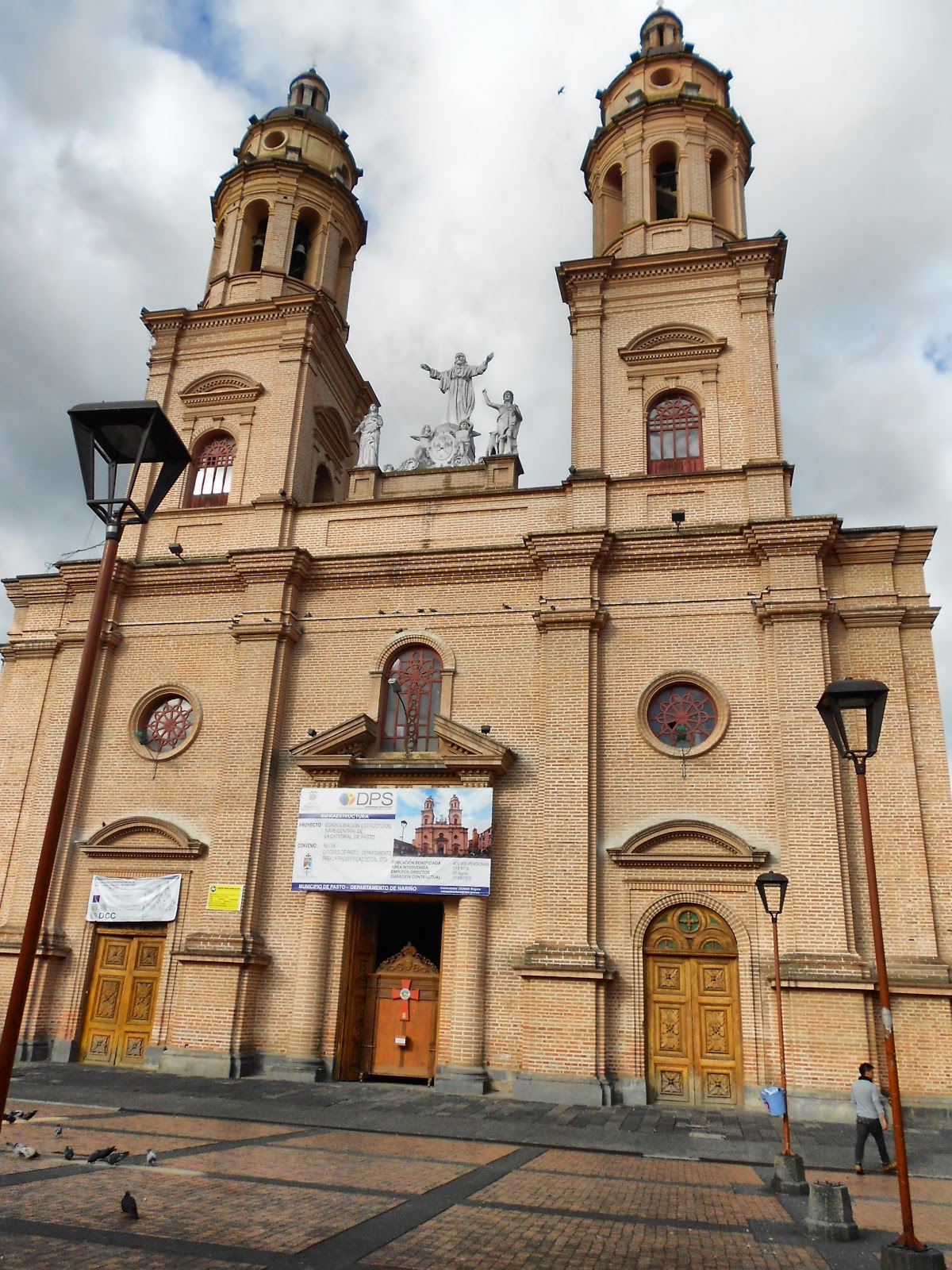 . iglesias san juan de pasto