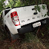 Camioneta roubada é encontrada abandonada em matagal na Estrada da Prata em Cambé