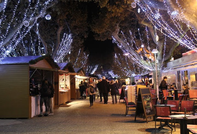 Mercado de Natal em Cannes Mercado de Natal em Cannes