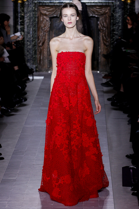 ELITE MODEL MANAGEMENT TORONTO : Kayley Walks Valentino Haute Couture S13!