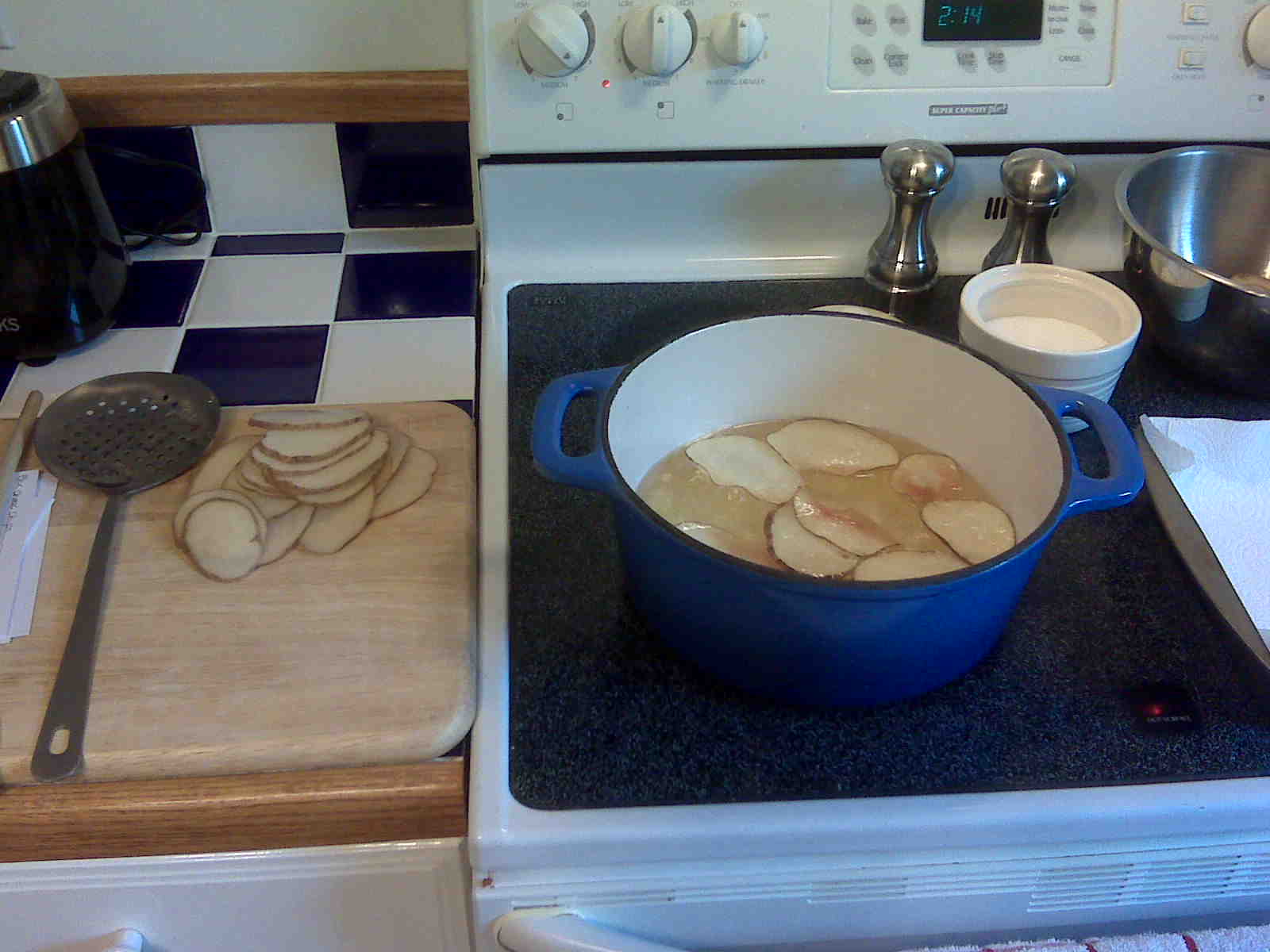 Tough Cookie Bleu Cheese Sauce with homemade potato chips