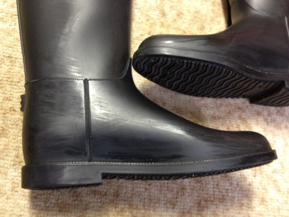 burberry equestrian rain boots