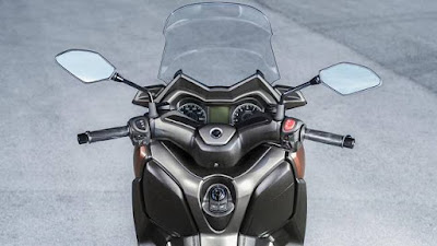 2017 Yamaha X-Max 300 scooter Stearing