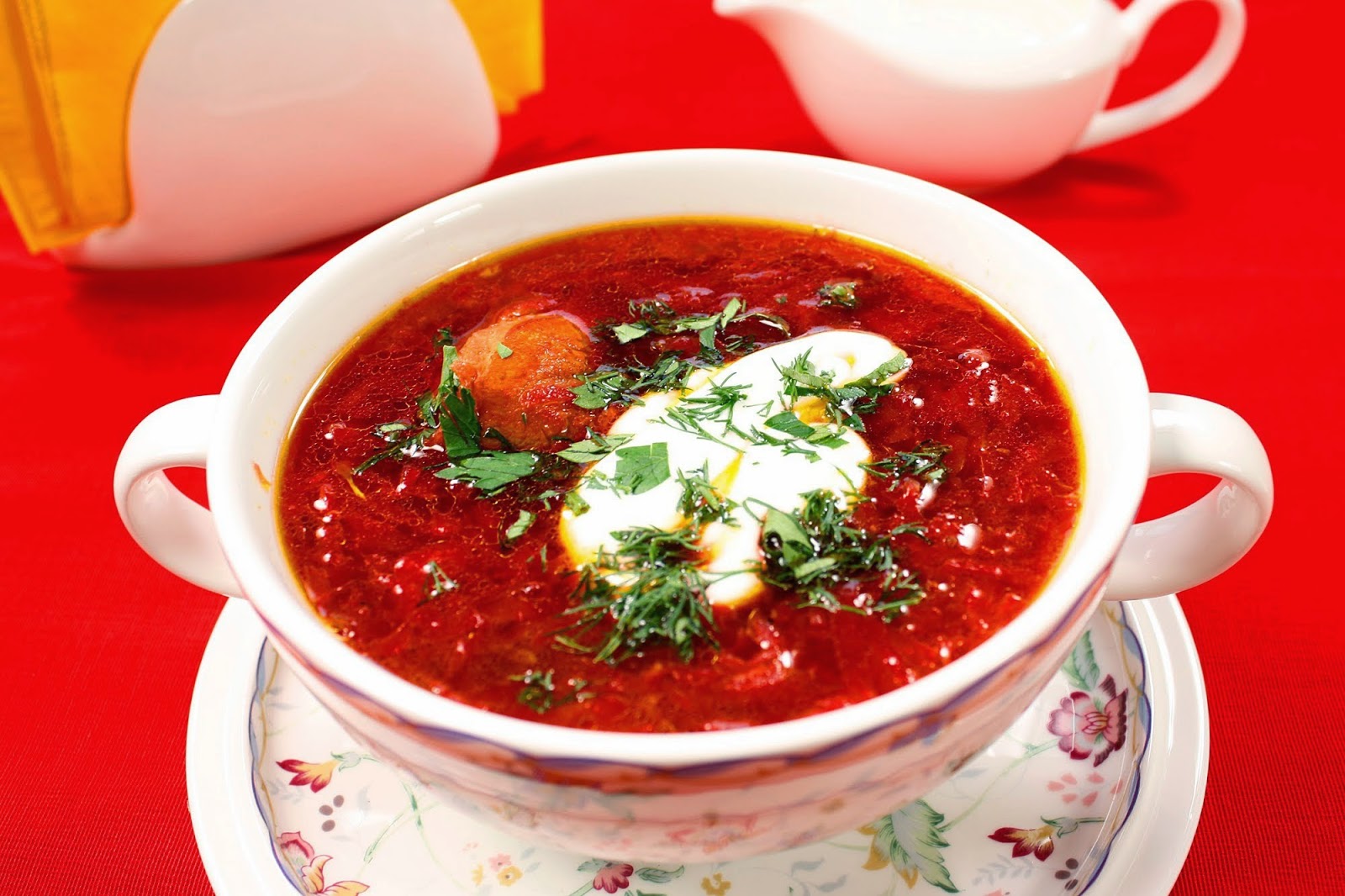 КУХНЯ или ВКУСНЯШКИ на ВАШЕМ СТОЛЕ: БОРЩ КЛАССИЧЕСКИЙ
