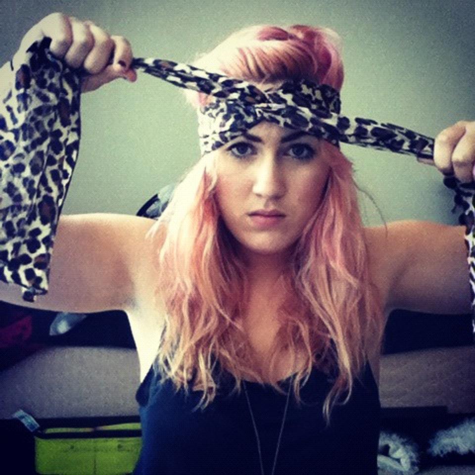 dot-dot-dot-twist-knot-headband-tutorial