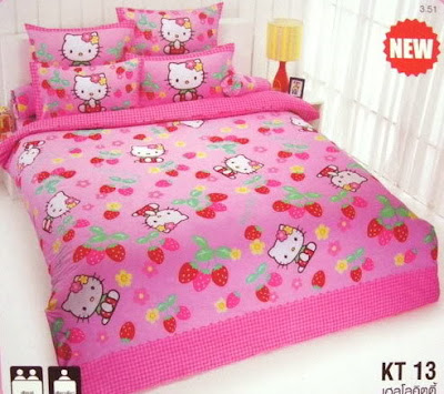 Hello Kitty bed sheets and duvet cover