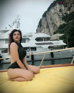 Shama Sikandar in Bikini Latest July 2018 Pics  Exclusive Pics 006