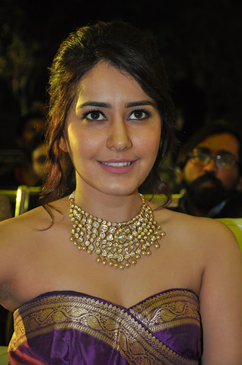 Raashi Khanna Stills At Bengal Tiger Triple Platinum Disc Function
