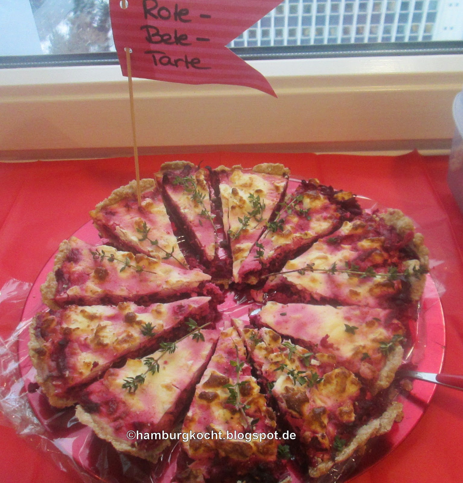 Hamburg kocht!: Rote-Bete-Tarte mit Feta und Thymian Hamburg kocht!: Rote-Bete-Tarte mit Feta und Thymian