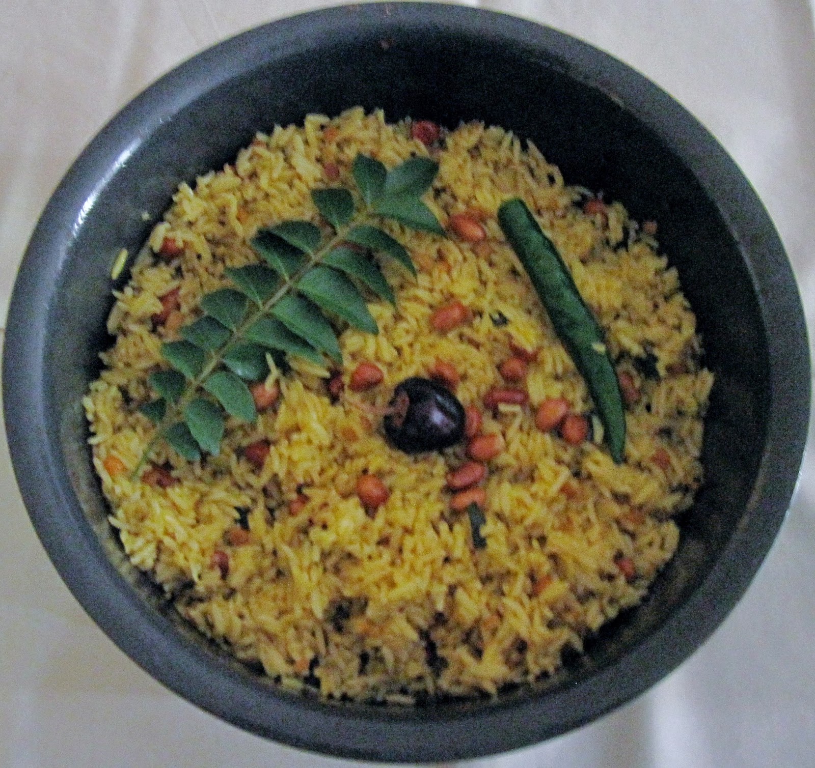 Sita's Ruchulu: Pulihora (Tamarind rice/Tangy flavored rice)