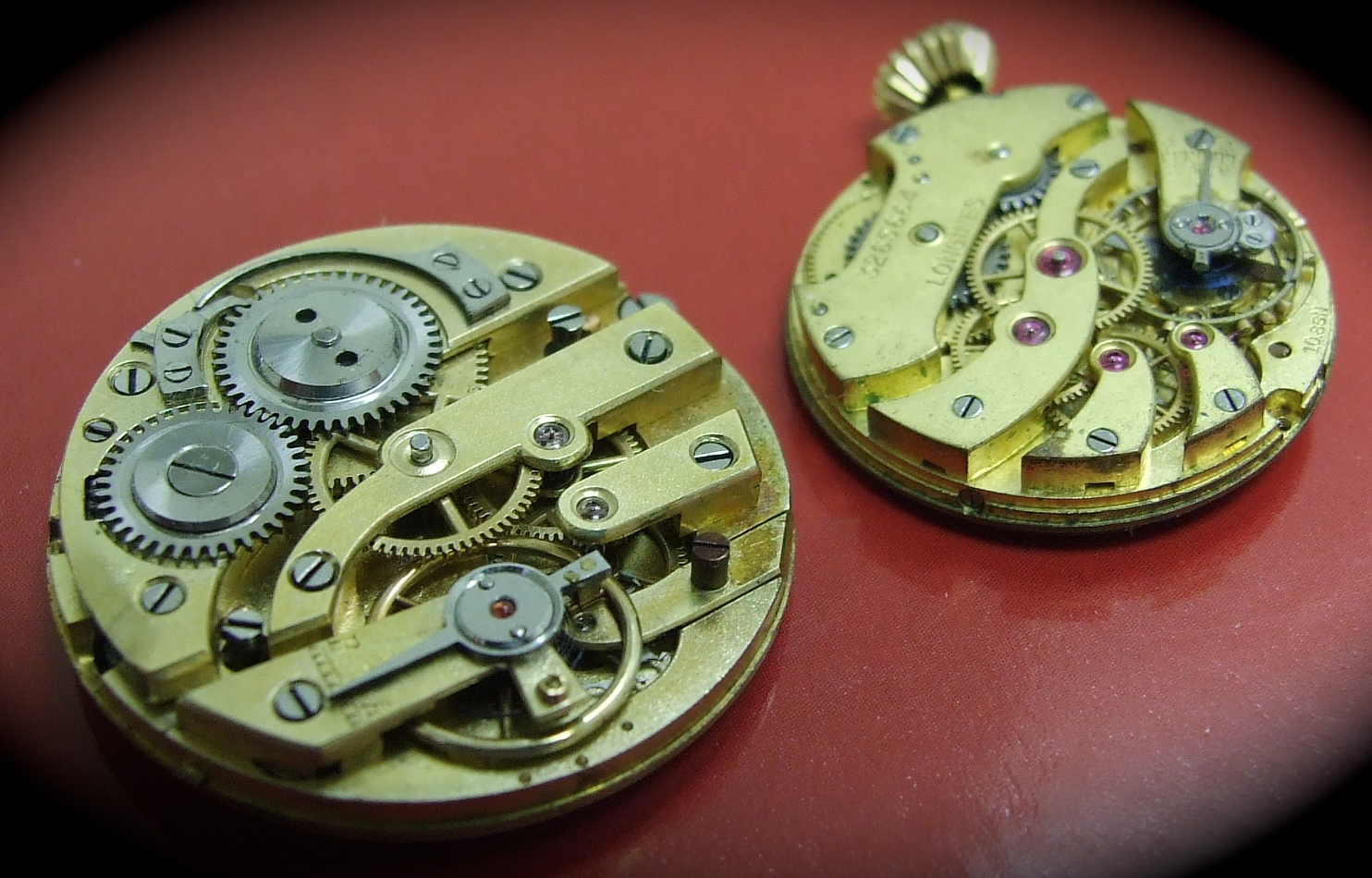 Maurice Ltd. Watch Swap Cafe Old Pocket Watch Movements and Wristwatch