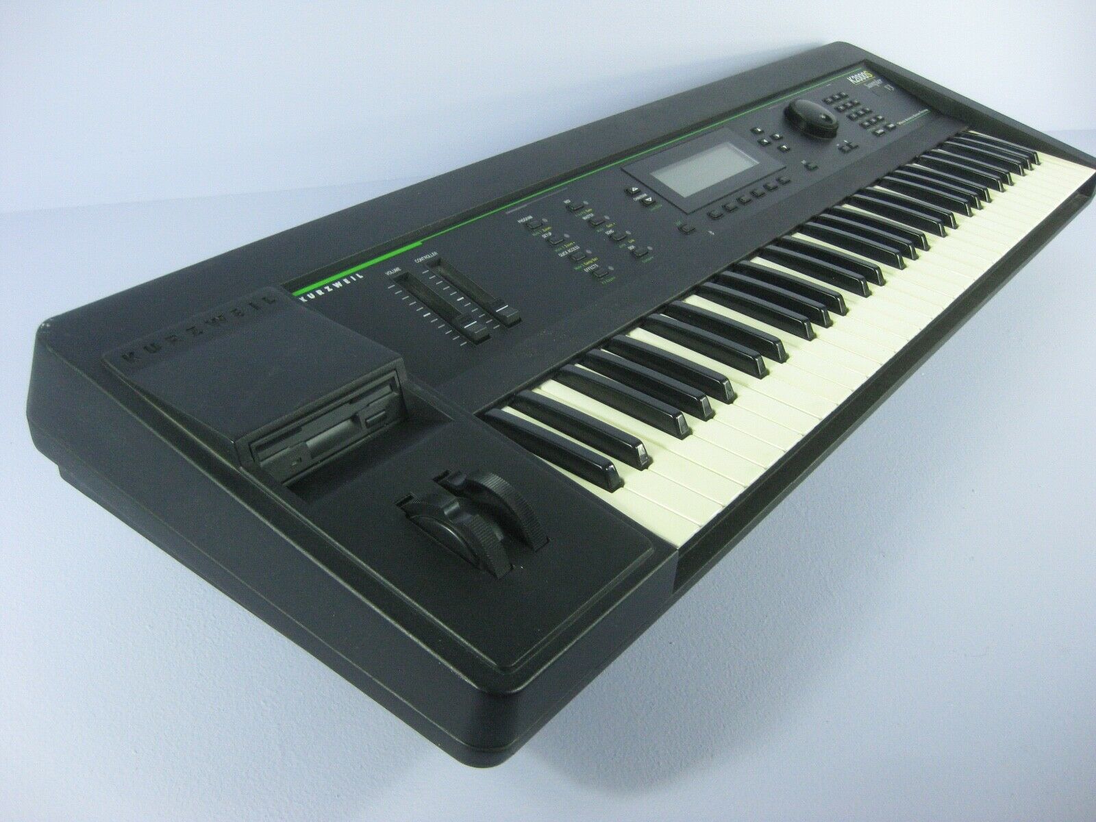 MATRIXSYNTH Kurzweil K2000S Sampler V3 Synthesizer w/ Orchestral ROM