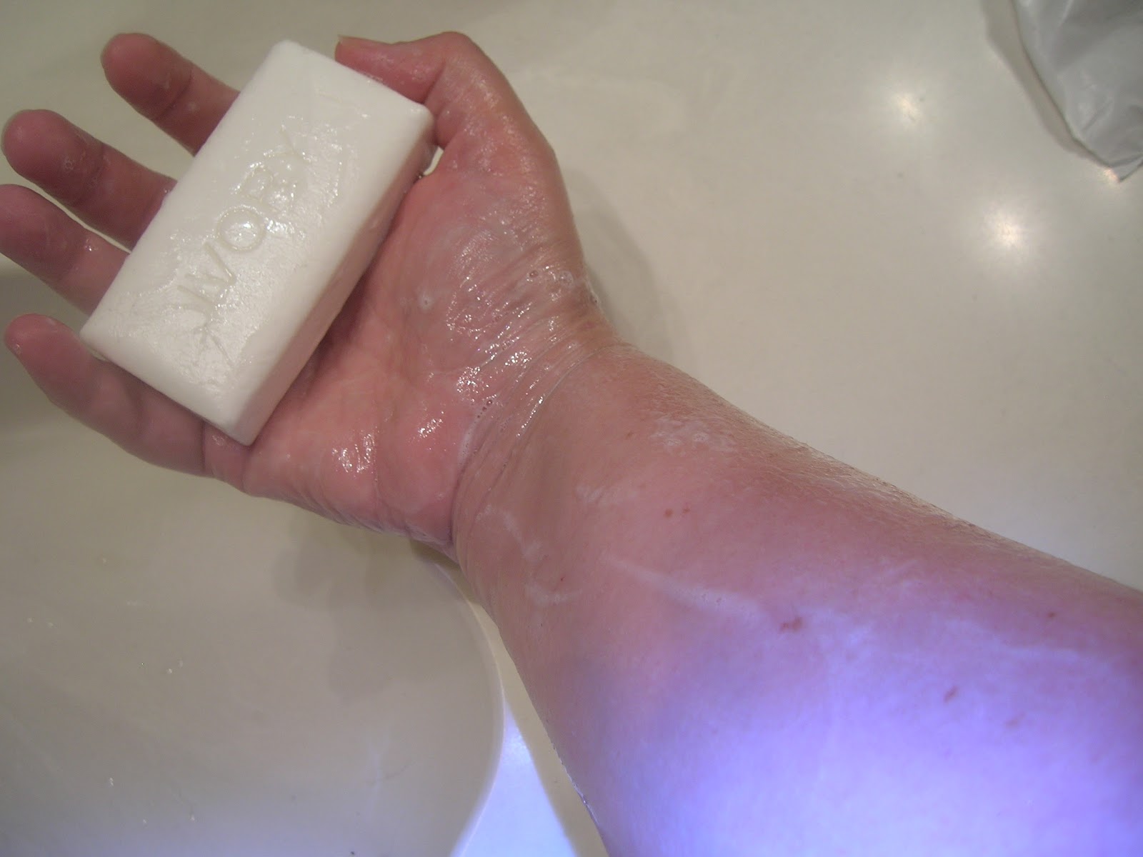 durhamonthecheap: Review: The many uses of Ivory soap - gentle, but